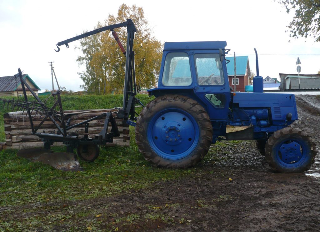 Права на трактор в Костомукше
